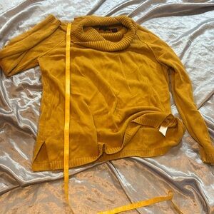 LONG SLEEVE TURTLENECK BY JEANNE PIERRE All adult items 5 for 35$ SALE